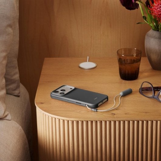 Custodia Kickstand Beats con MagSafe Granite Grey per iPhone 17 Pro 6.3" Cordino Supporto Antigraffio