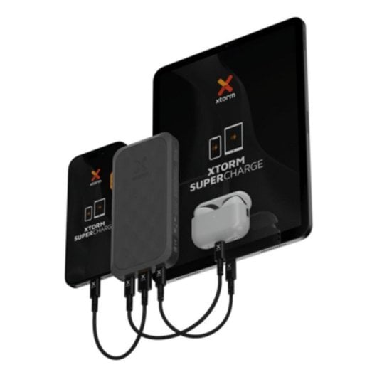 Power bank Xtorm FS5101U 10000 mAh Quick Charge 3.0 LCD 3 dispositivos Preto