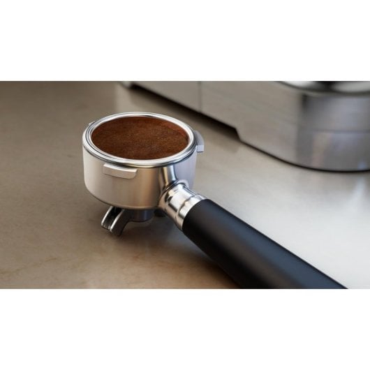 Macchina da caffè semiautomatica Philips Barista Brew PSA3218/10 da 2,3 L e 15 bar con macinacaffè in metallo e lattiera integrata