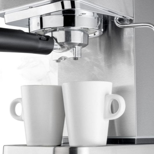 Cafetera Espresso Ufesa CE8020 1,4 L 20 bares con vaporizador acero inoxidable