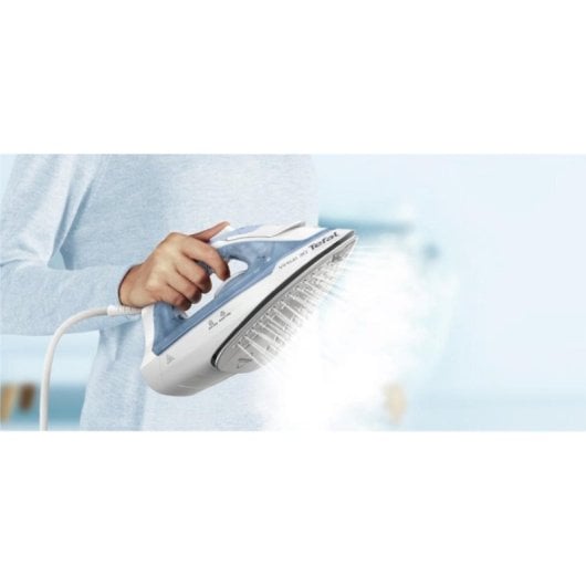 Plancha Tefal Virtuo 30 FV2C41E0 suela cerámica 2000 W 27 g/min azul/blanca