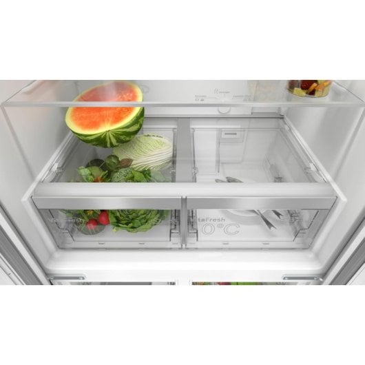Frigorífico de quatro portas Bosch KMC85LBEA No Frost, 189 cm, 547 L E, preto