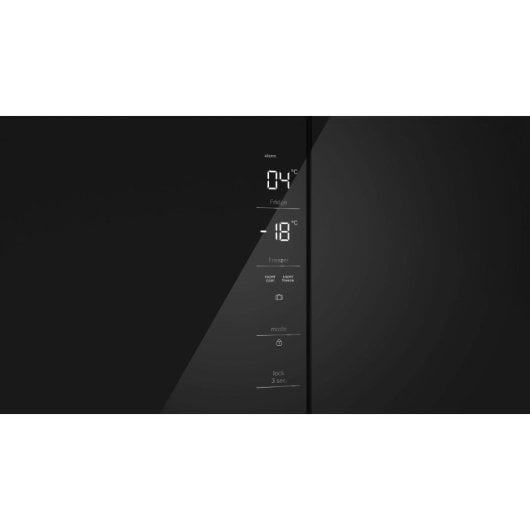 Frigorífico de quatro portas Bosch KMC85LBEA No Frost, 189 cm, 547 L E, preto