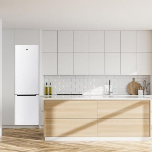 Frigorífico Combi Svan SC2602ENF No Frost 201cm 326L E Branco