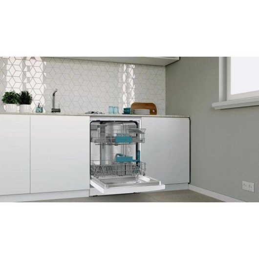 Máquina de Lavar Louça Balay 3VS5031BP 13 Conjuntos Classe D com AquaStop