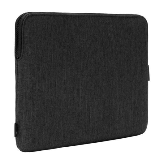 Funda Incase Compact Woolenex para MacBook Pro 16" Graphite con bolsillo frontal