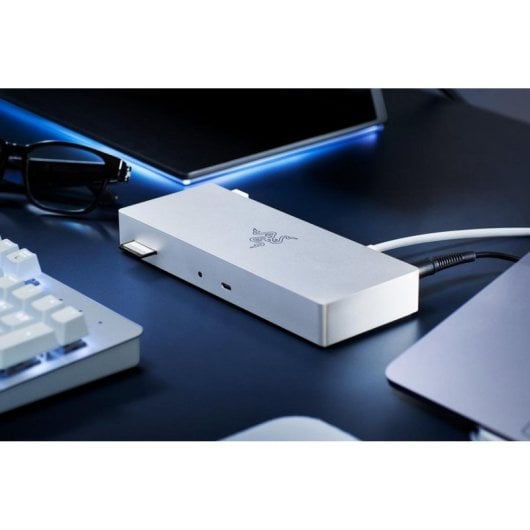 Dock Thunderbolt 4 Razer Thunderbolt 4 Dock Preto 8K SD RJ-45 USB 3.2 Gen 2 Alumínio