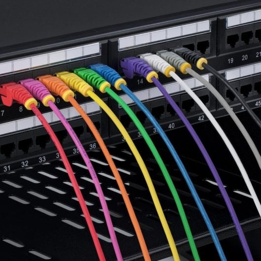 Netzwerkkabel StarTech.com 15m Cat6 Slim UTP RJ-45 Snagless Kupfer LSZH Rot