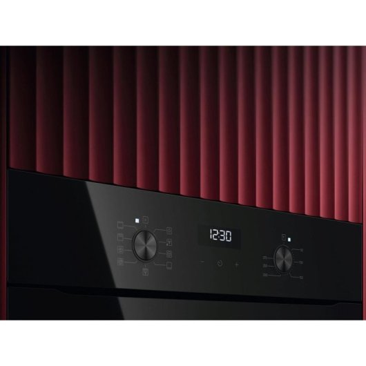Horno eléctrico AEG TU5AB20WSK 72 litros Negro con Aqua Clean y temporizador digital