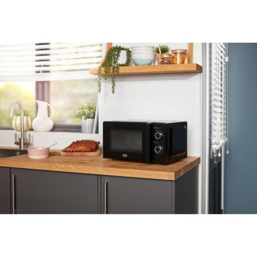 Micro-ondes Beko MOC20100BFB 20 L 700W Décongélation minuterie mécanique noir