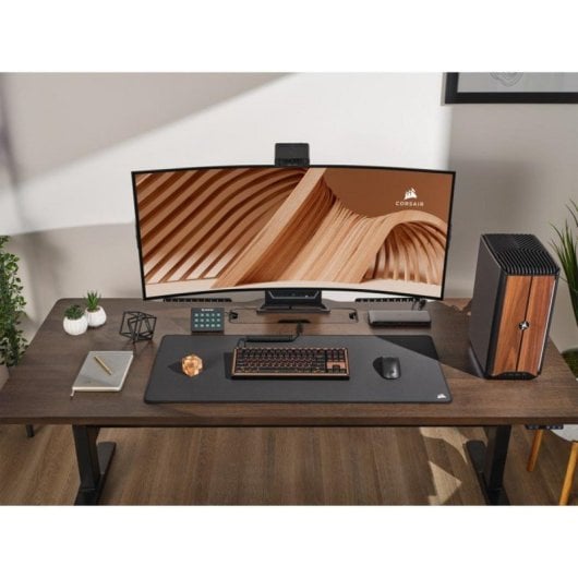 Corsair ONE a600 AMD Ryzen 7 9800X3D 64GB 4TB SSD RTX 5080 Windows 11 Pro Wood Dark