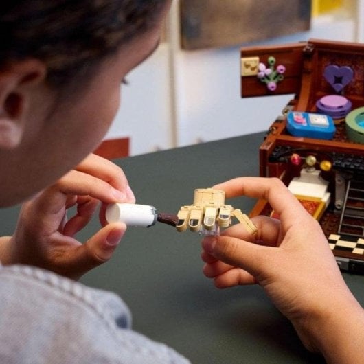 LEGO Wednesday Merlina Departamento de Dedos 76785 828 peças