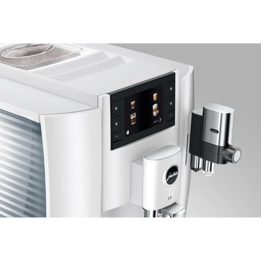 Kaffeevollautomat JURA E8 Piano White 1,9L 15 bar integriertes Mahlwerk WLAN/BT 17 Getränke