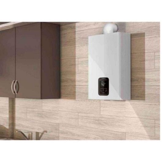Calentador gas butano Ariston 11L 22000W estanco interior display digital