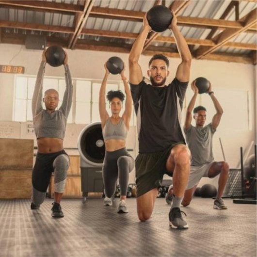 Climatizador evaporativo Universal Blue Tulum 7090 90L 10000 m3/h branco preto controlo remoto