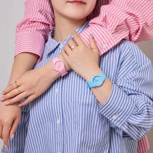 Casio LQ-24B-2BEF 34mm Analogique Résine Bleu Clair Étanche