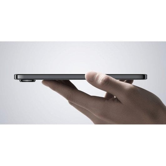 ZTE Nubia Air 20 Go 256 Go 6,78" AMOLED 5G Dual SIM Batterie 5000mAh 33W IP68 Android 15 Noir