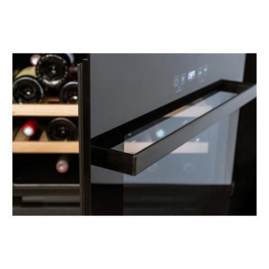 Vinoteca Integrable Negro 28 Botellas Control Electrónico LED Anti-UV Display