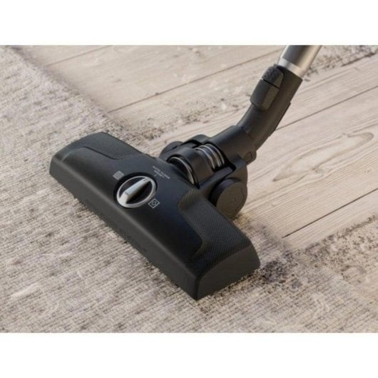 Staubsauger mit Beutel Electrolux EB61C2DBP 750W HEPA 12 3.5L Grau