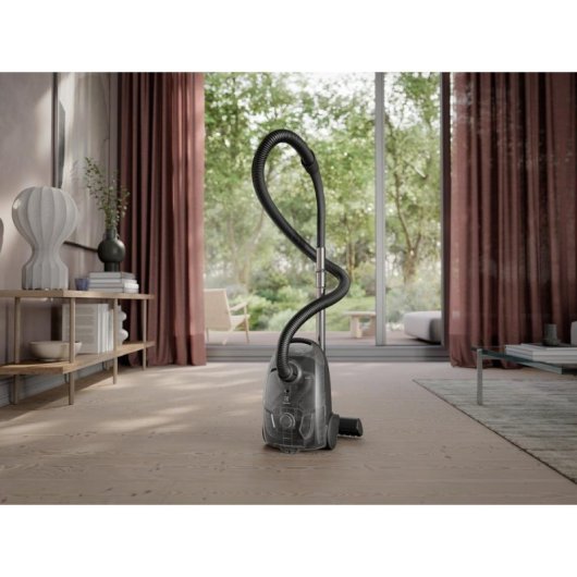 Aspirateur traineau Electrolux EB51C1OG 750W Filtre HEPA Sac à poussière 3L Vert