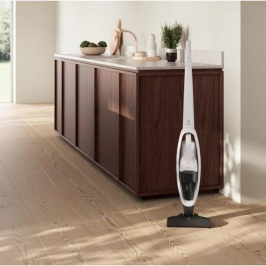 Aspirateur sans Fil Electrolux ES31CB18SH 18V 2,65kg Réservoir 0,3L Filtre Lavable