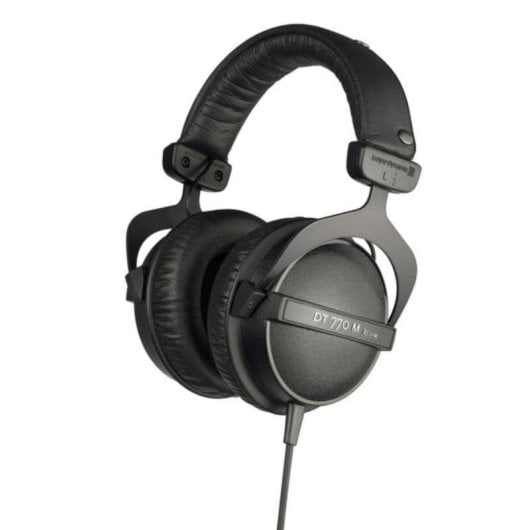 Auriculares Beyerdynamic DT 770 M com fio, conectividade 3,5 mm, monitorização profissional, preto