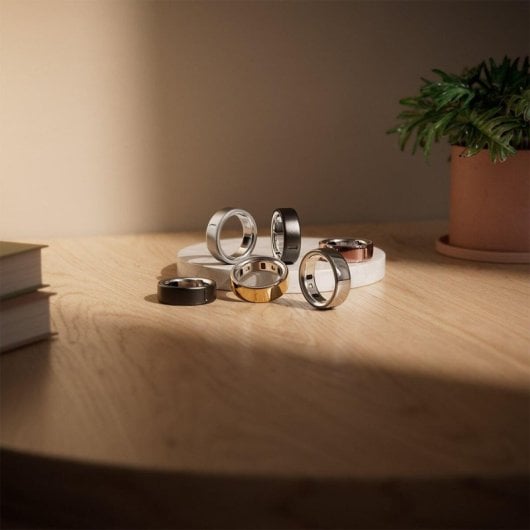 Anillo intelligent Oura Ring Gen4 Bluetooth IPX8 Autonomie 8 jours iOS Android Santé Holistique Or