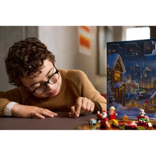Adventskalender LEGO City 60475 24 Überraschungen Spielfiguren Mini-Modelle