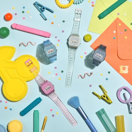 Montre Casio Collection F-91WS-2EF Femme Digital Bleu Etanche Chronographe Alarme