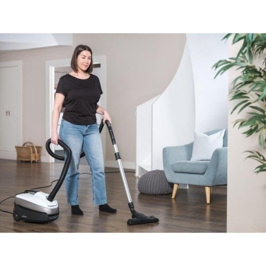 Aspirateur avec Sac Nilfisk Select 650W HEPA 14 3,1L Blanc