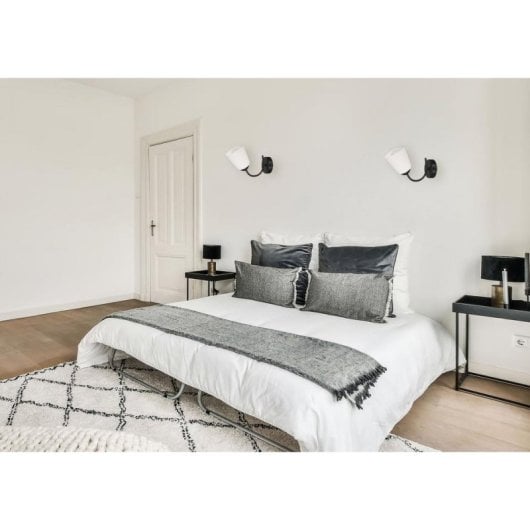 Wandleuchte Activejet AJE-ALMA 1P Schwarz Kegelform Metall E27 IP20