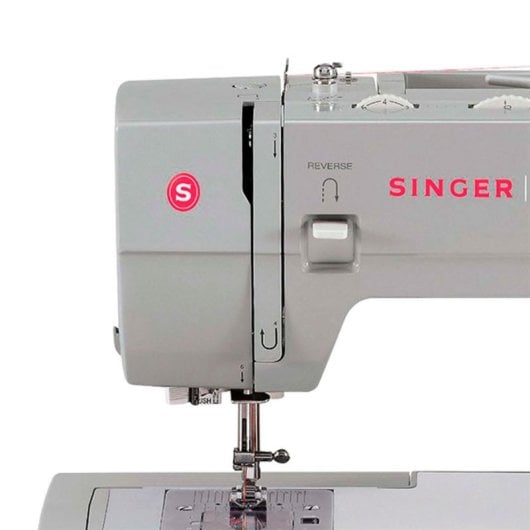 Máquina de Costura Automática Singer 4423 Cinzenta 23 Pontos Luz Integrada