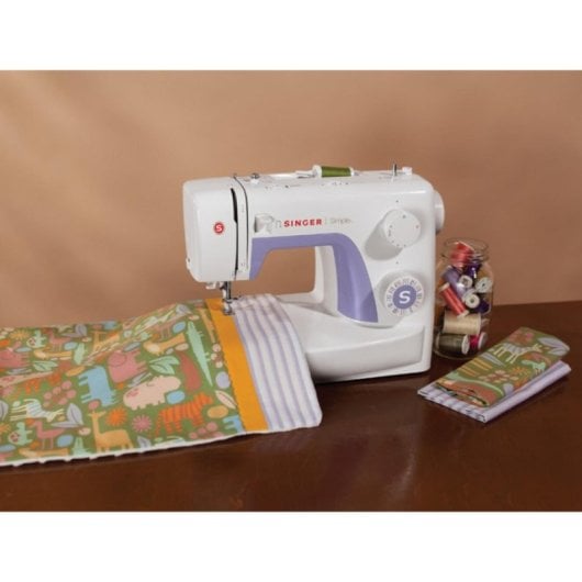 Máquina de Costura Automática SINGER Simple Violeta Branco 32 Pontos Variáveis