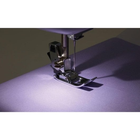 Máquina de costura Brother KE14S branca automática 14 tipos costura ojal 4 passos