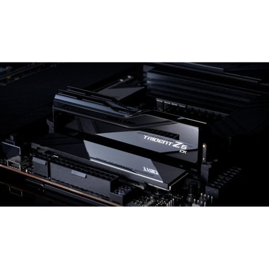 Memória RAM G.Skill Trident Z5 CK F5-8200C4052G24GX2-TZ5CK 48GB 2x24GB DDR5 8200MHz CL40 Intel XMP AMD EXPO Dissipador