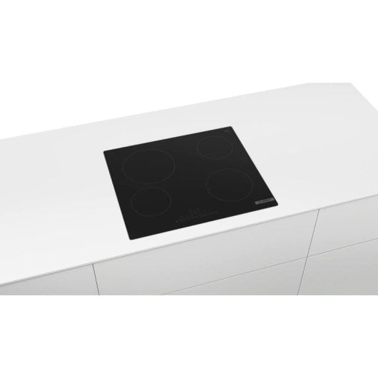Plaque de cuisson Bosch Serie 6 PKE611FP2E 60cm 4 zones céramique noire