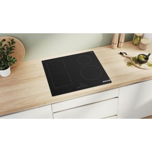 Plaque à induction Bosch PVS61RBB5E Série 4 60 cm 4 zones verre céramique noire
