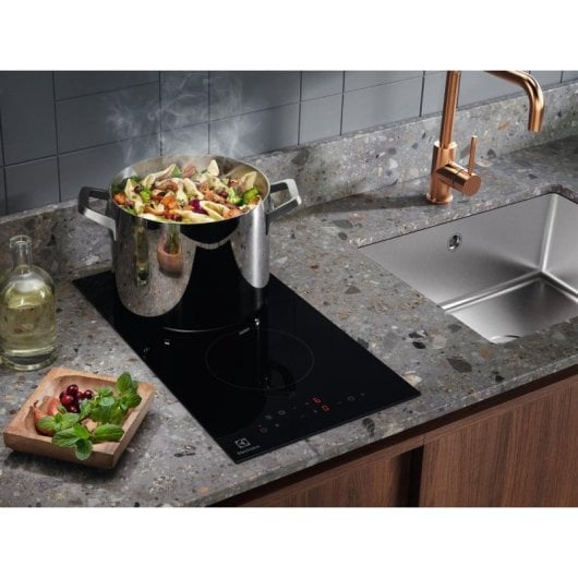 Placa Electrolux LHR3233CK Cerâmica Integrada 30 cm 2 zonas Vidro Preto