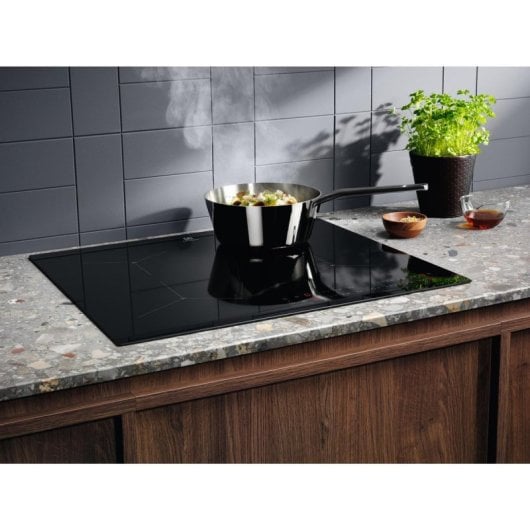 Placa de Indução Electrolux EIS62443 60cm Integrada 4 Zonas Preto Touch