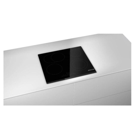 Plaque de cuisson Bosch Serie 6 PKN631FP2E 4 zones vitrocéramique intégrée noire