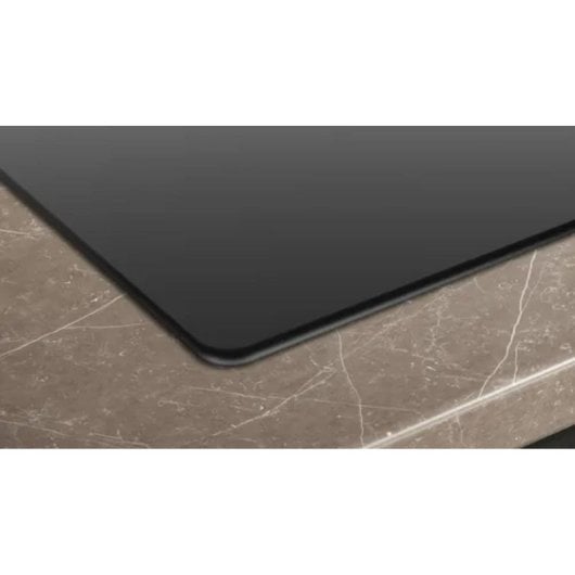 Plaque de cuisson Siemens iQ100 ET61RBEA1E 60 cm vitrocéramique 4 zones commandes tactiles