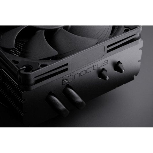Refrigeración Aire Noctua Socket Intel/AMD 65 mm NH-L9x65 Chromax.Black Compacta PWM