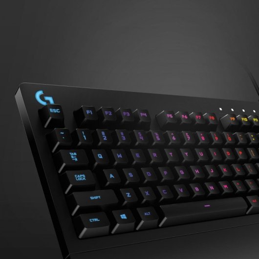 Teclado de membrana Logitech G213 Prodigy Layout US RGB Descanso de pulso