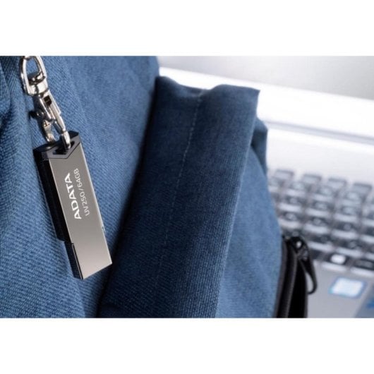 Pen USB ADATA UV250 32GB USB 2.0 Capless Prata