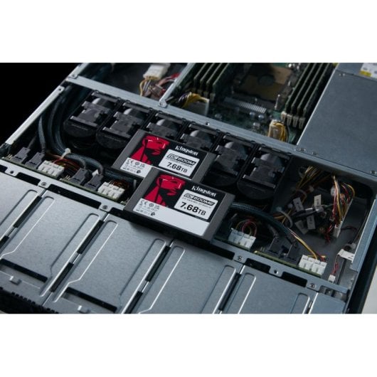 Disco Duro Kingston DC600ME 7,68TB SSD 2.5" SATA 6 Gbit/s Cifrado AES MU