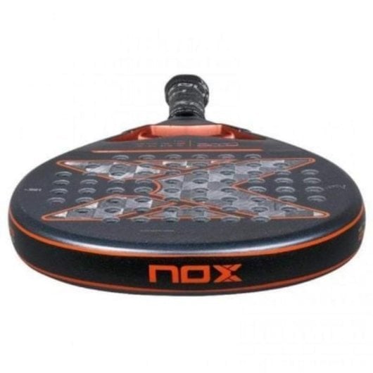 Raquette de padel Nox Sport AT10 Genius Alum 18K contrôle spin carbone