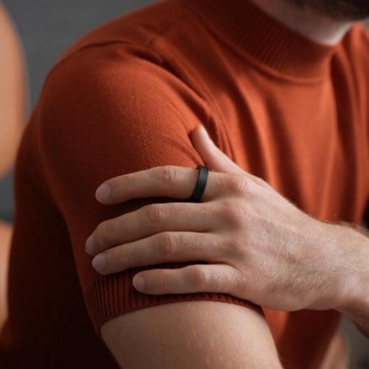 Bague intelligente RingConn Gen 2 Taille 8 Bluetooth IP68 Autonomie 12 jours Android iOS Suivi activité Cardio Or rose