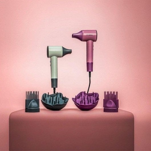 Sèche-cheveux Ionique Professionnel Cecotec DryNova 3in1 Berry 1600W 4 Températures 2 Vitesses Écran Accessoires Violet