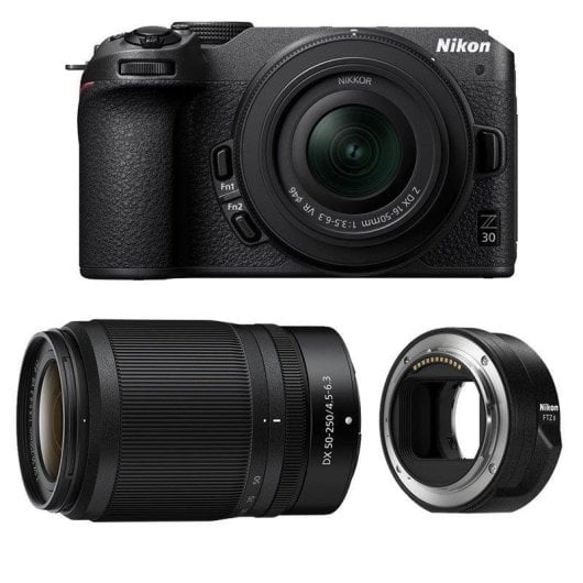 Cámara Digital Compacta Nikon Z30 20.9 MP 11x Zoom Óptico Sensor CMOS WiFi Kit Vlogging