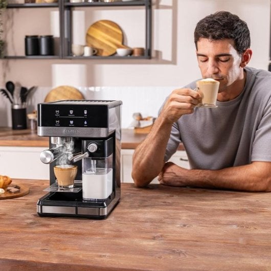 Cafetera Semi-automatique Cecotec Power Espresso 20 Touch 1,8L 20 bars Touchscreen et mousseur à lait